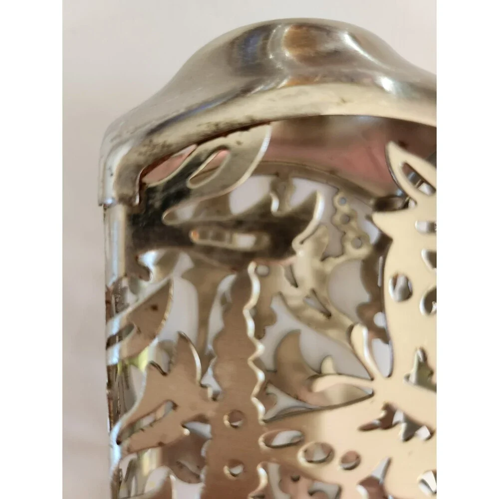 Bath and Body Works Soap Sleeve and Bottle B13
